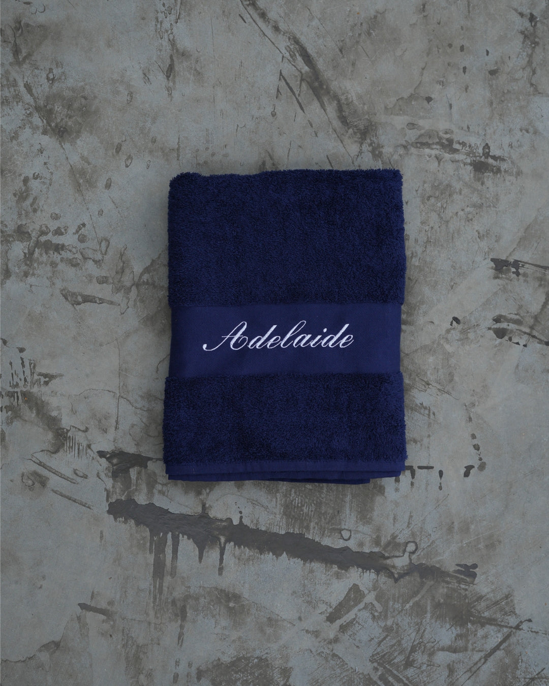 Personligt Broderad Badhandduk - Marine Blå