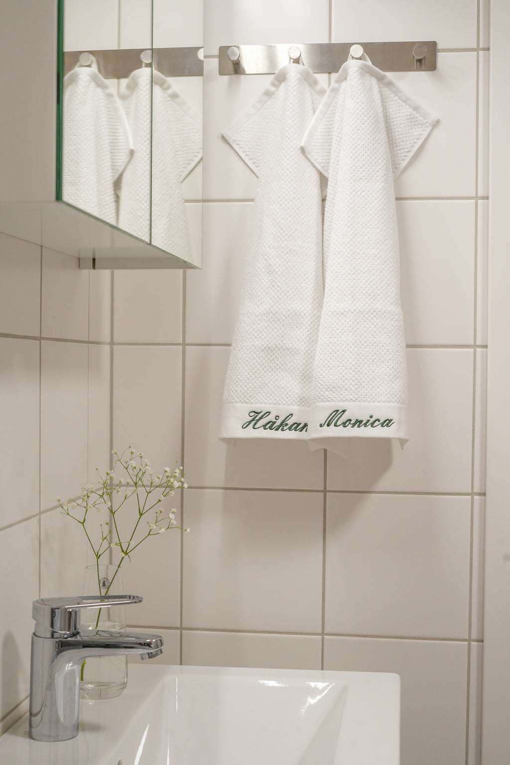 Premium Guest towel 2 pack- White