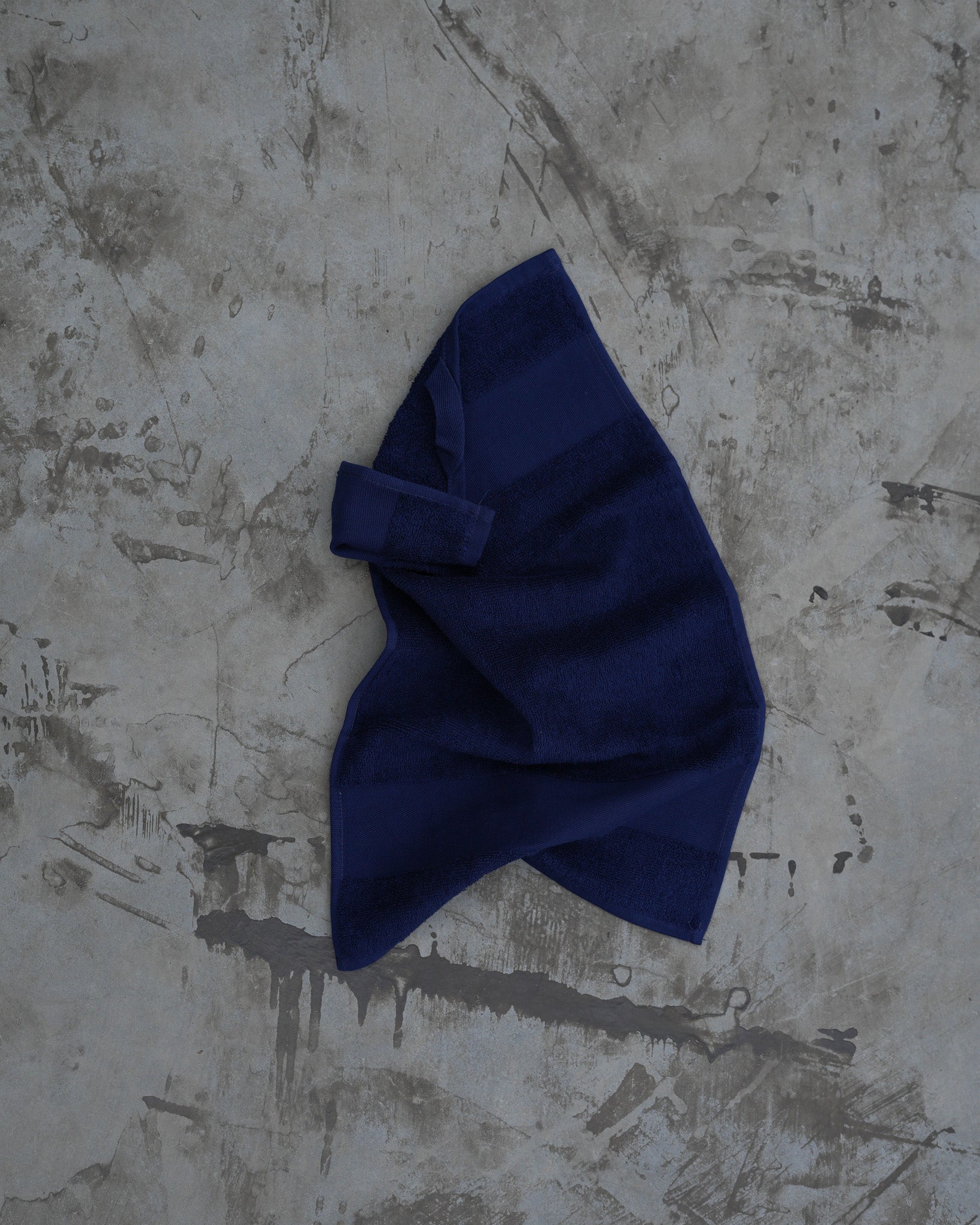 Personligt Broderad Gästhandduk - Marin Blå