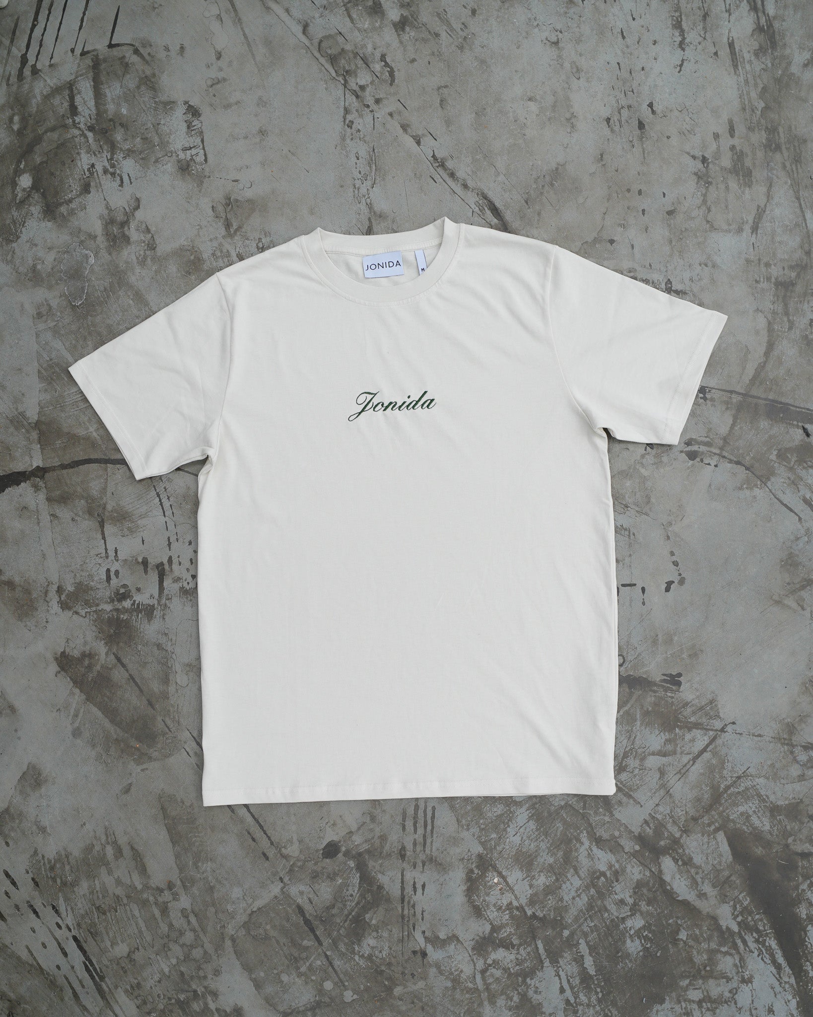 Personligt Broderad T-shirt - Liten Text