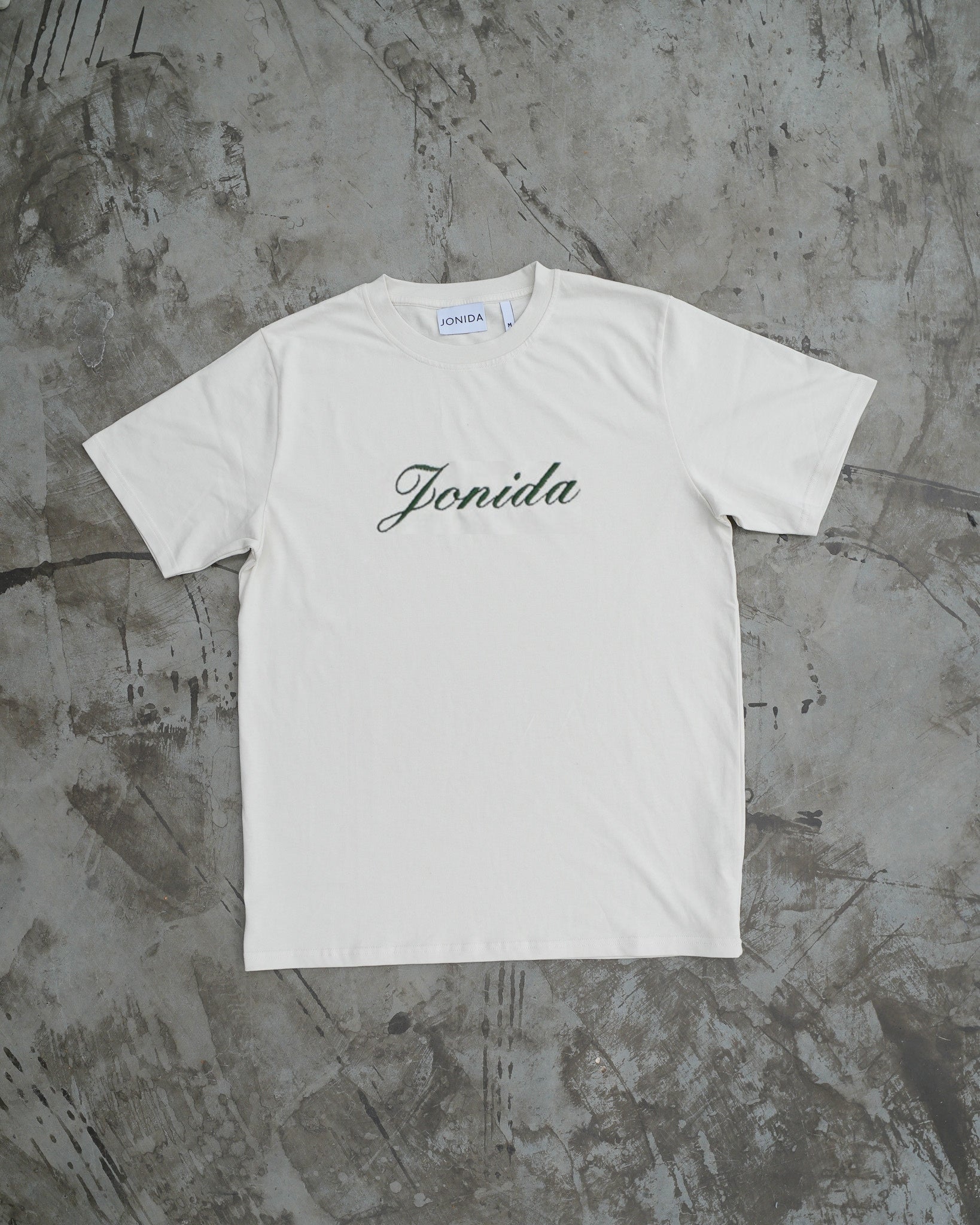 Personligt Broderad T-shirt - Stor Text